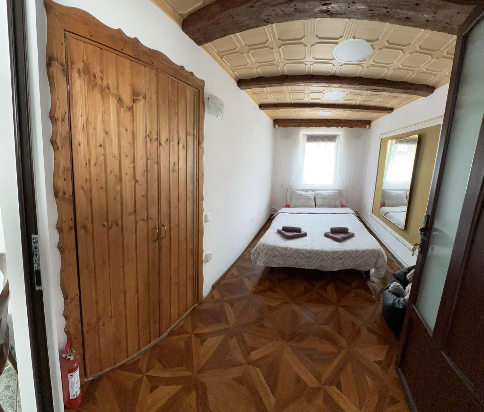 Casa Nicolae Teclu Apartment บราชอฟ ภายนอก รูปภาพ
